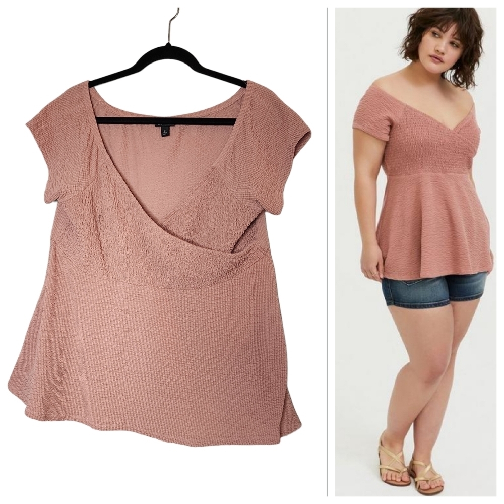 Torrid Pink Textured Knit Off-Shoulder Babydoll‎ Top. Stretch. Plus Size 2. 2X